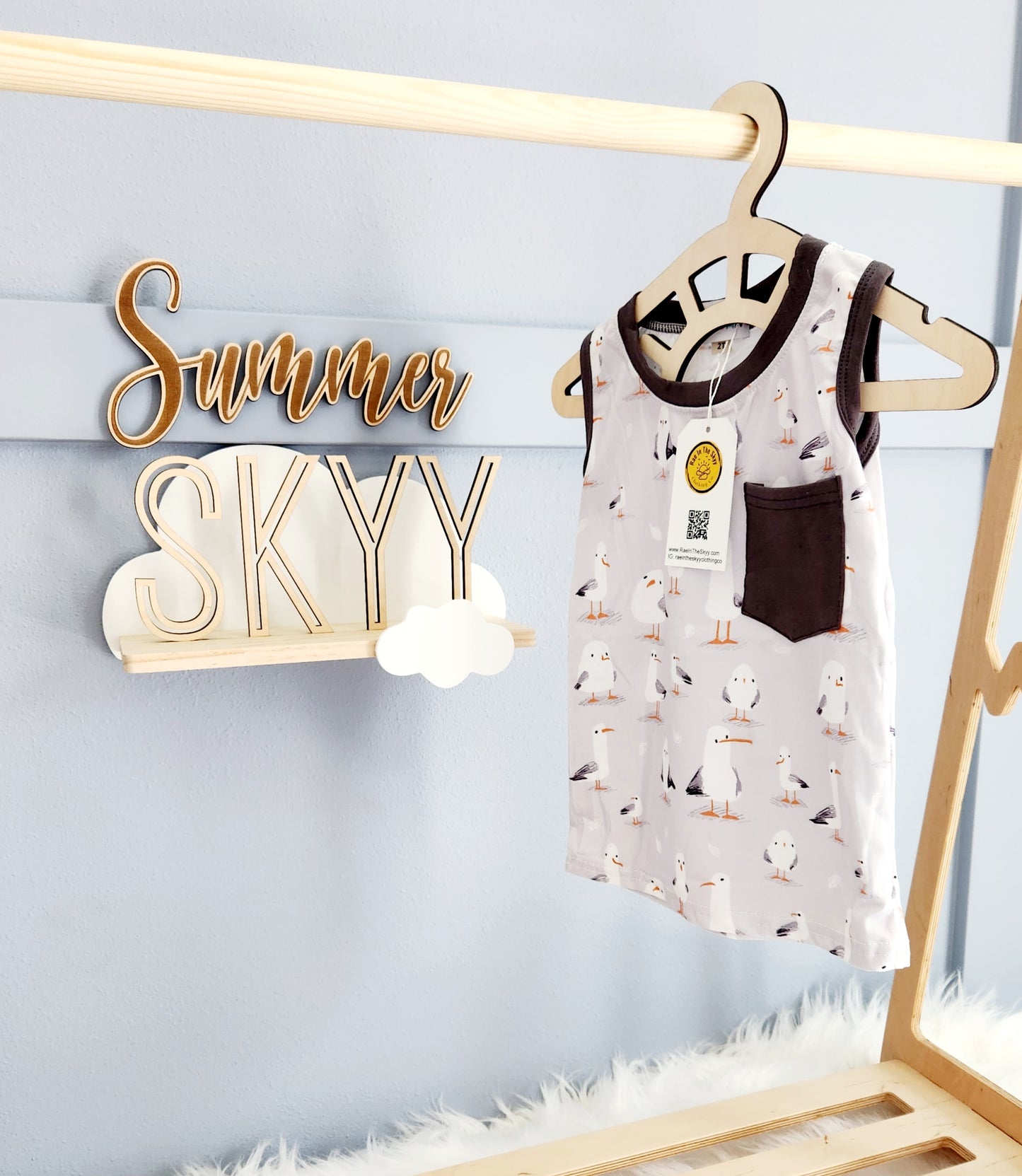 Summer Seagulls Pocket Tank